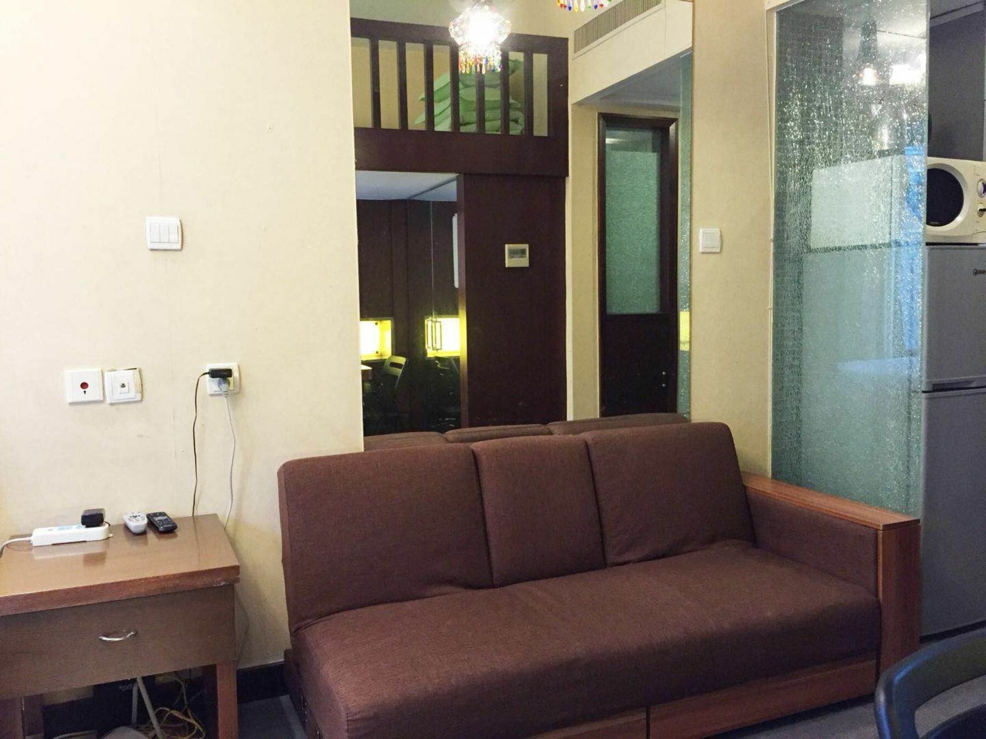 Morden Universe Hotel 3*