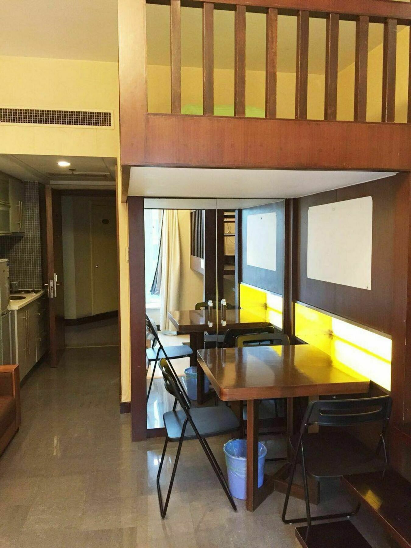 Morden Universe Hotel 3*